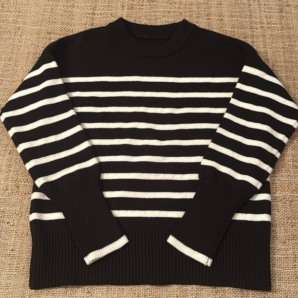 Philosophy Sweaters - Black and White Striped Crew Neck Sweater Knit